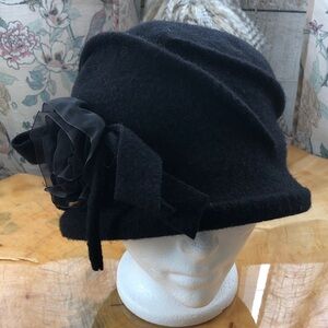 Parkhurst Beau chapeau wool hat with wire brim